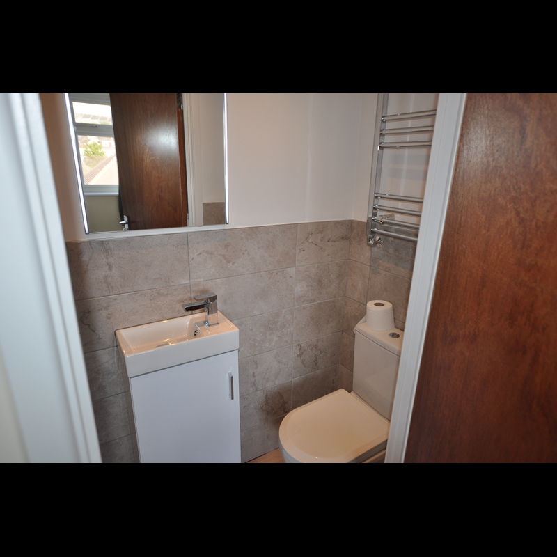 Room 1 Ensuite